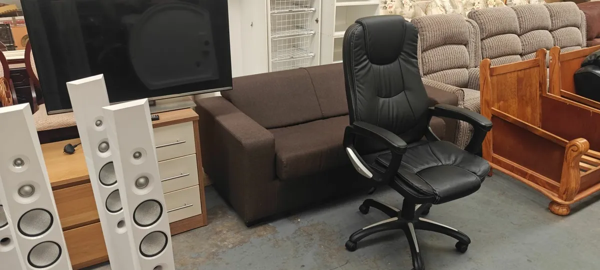 Black Leather Computer Chair - Image 4