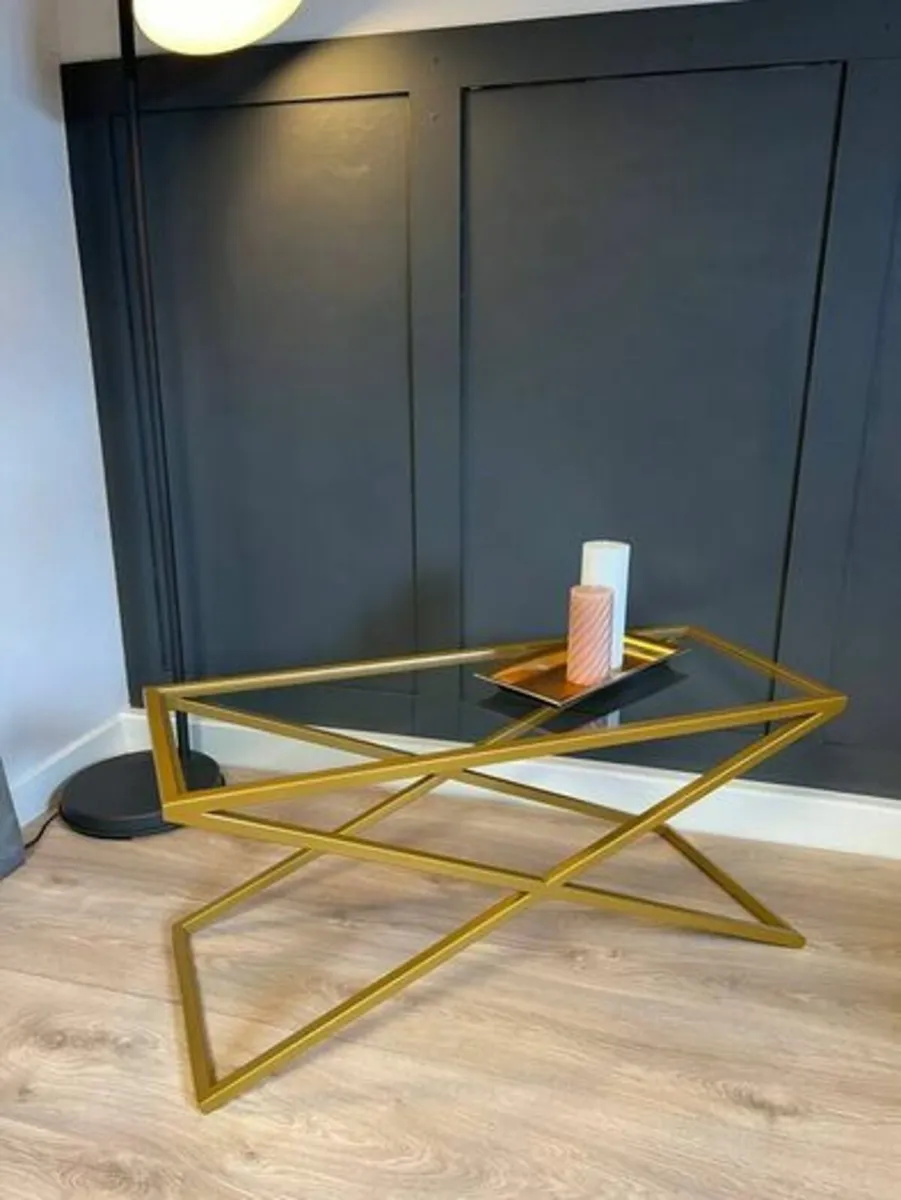 Coffe Table 100x40 . Metal frame. Tempered Glass - Image 1