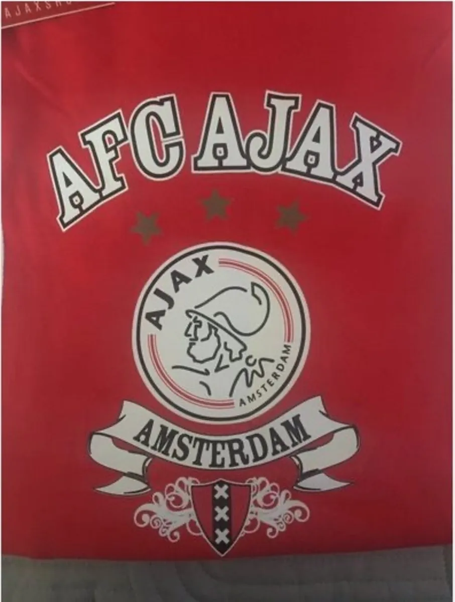 Ajax Football T-shirt Size Age 12/13 - Image 1