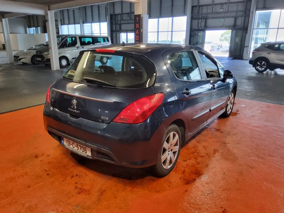 Peugeot 308 1.6 HDI 92bhp 5 dr Access - Image 3