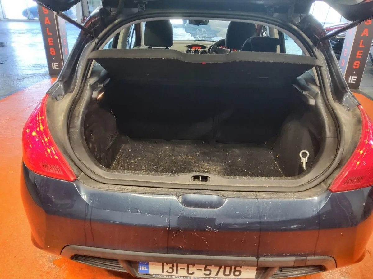 Peugeot 308 1.6 HDI 92bhp 5 dr Access - Image 4