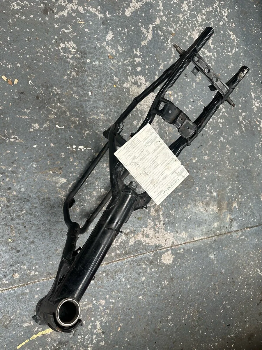 Honda XBR500 1985 Frame with papers - Image 1