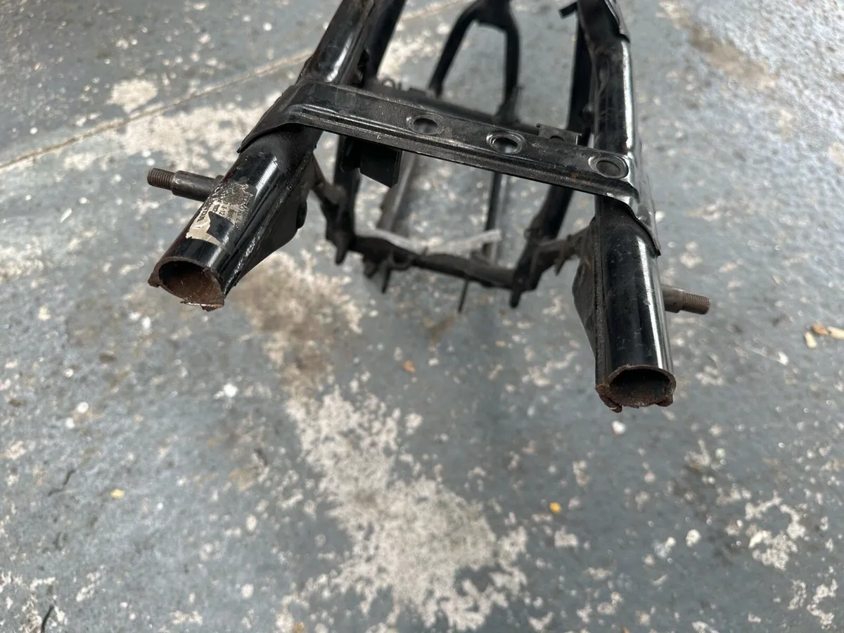 Honda XBR500 1985 Frame with papers - Image 3