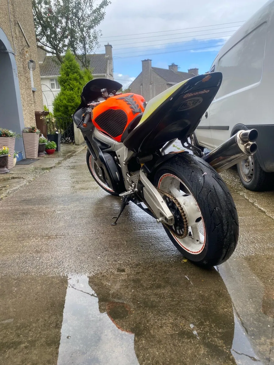 Motorbike - Image 4