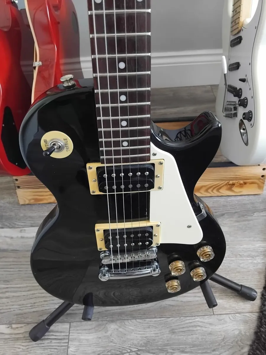 Guitar - Image 2