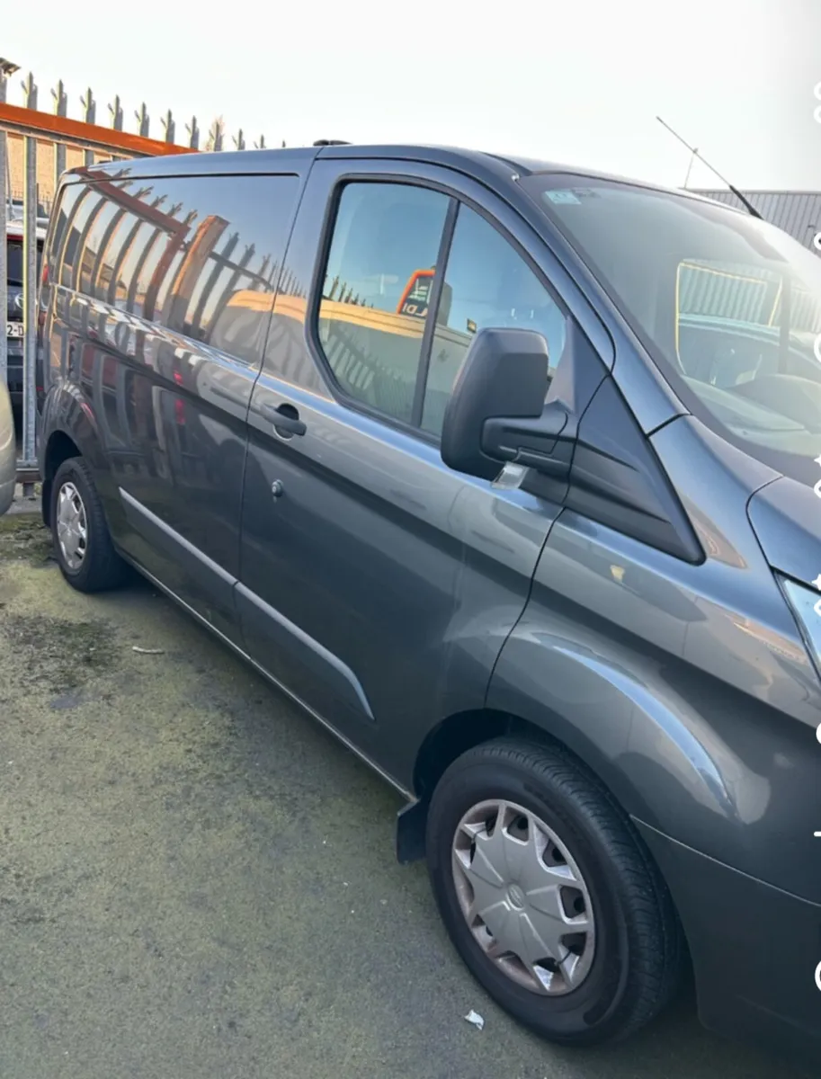 Ford Transit Custom 2.2L - Image 2