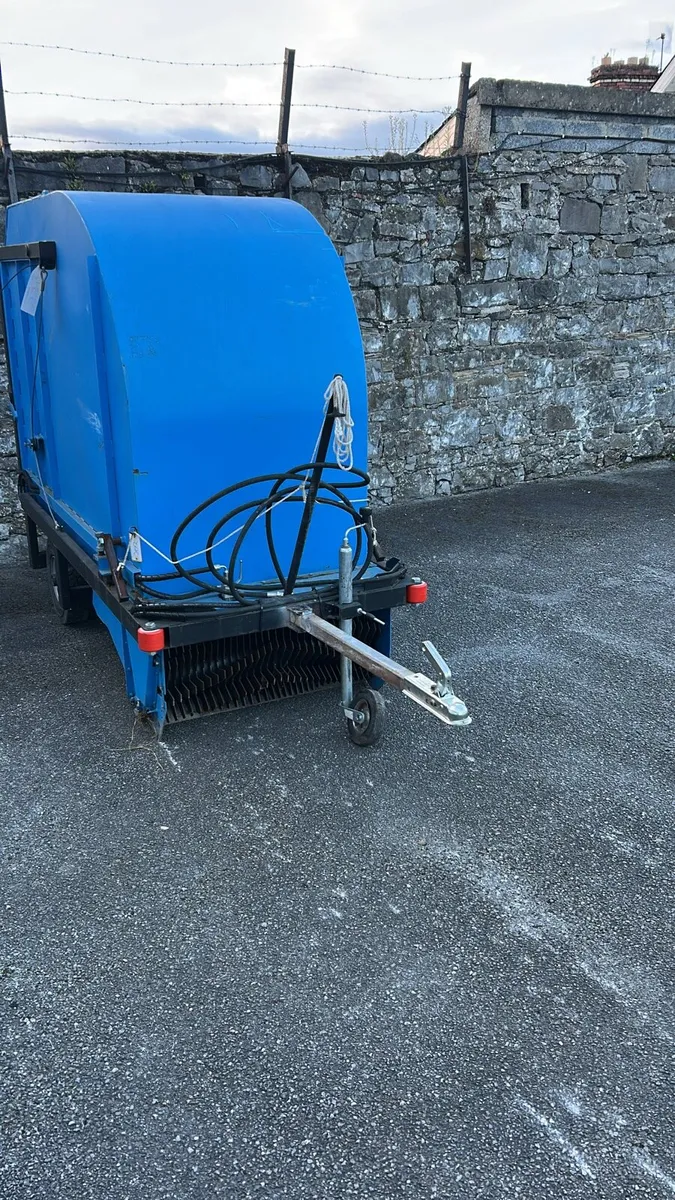 Brand new compact tractor grass collector - Image 2