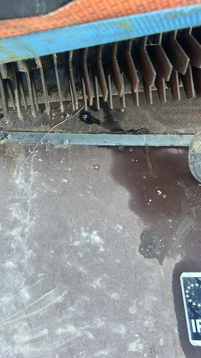Brand new compact tractor grass collector - Image 4