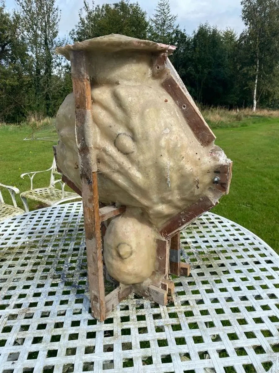 Silicone mould with fibreglass shell - Image 1