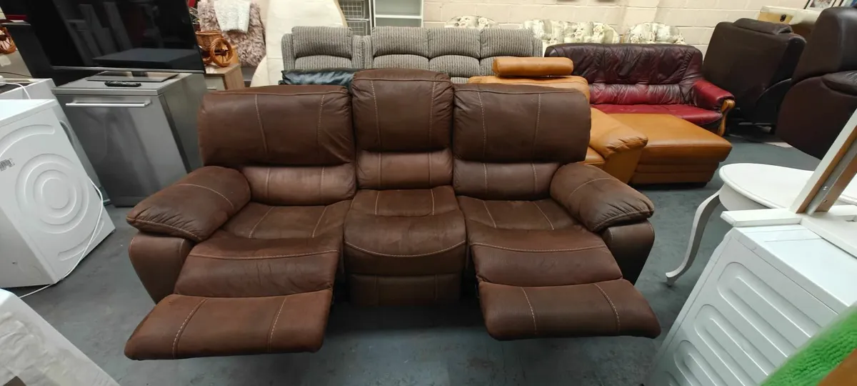 3 Seater Brown Recliner Couch - Image 1