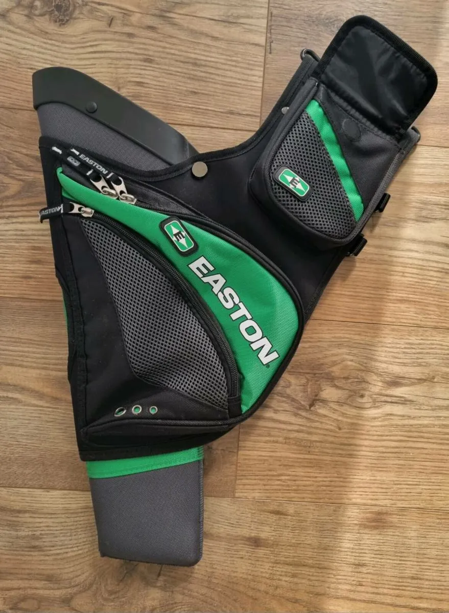 Easton Archery Quiver - Image 1