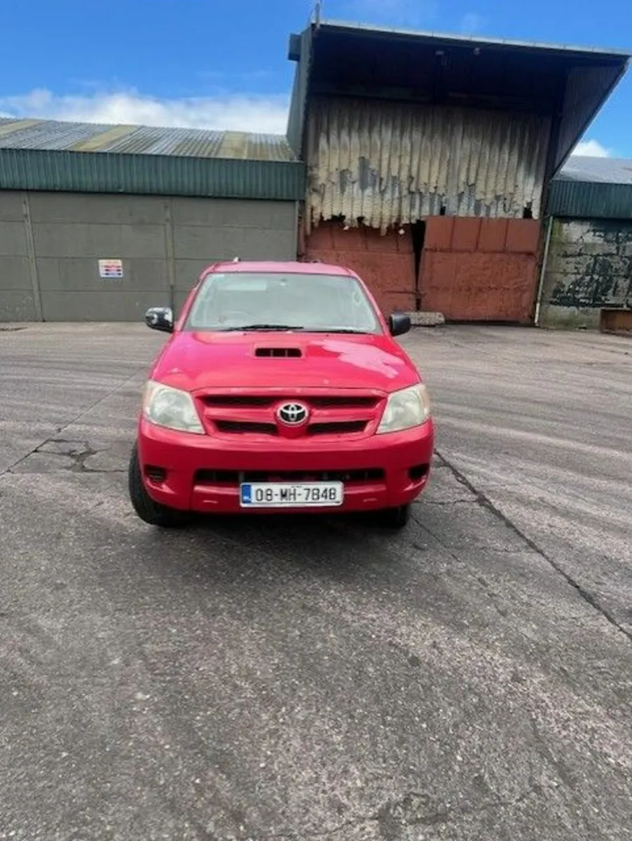 Toyota Hilux 2008 - Image 2