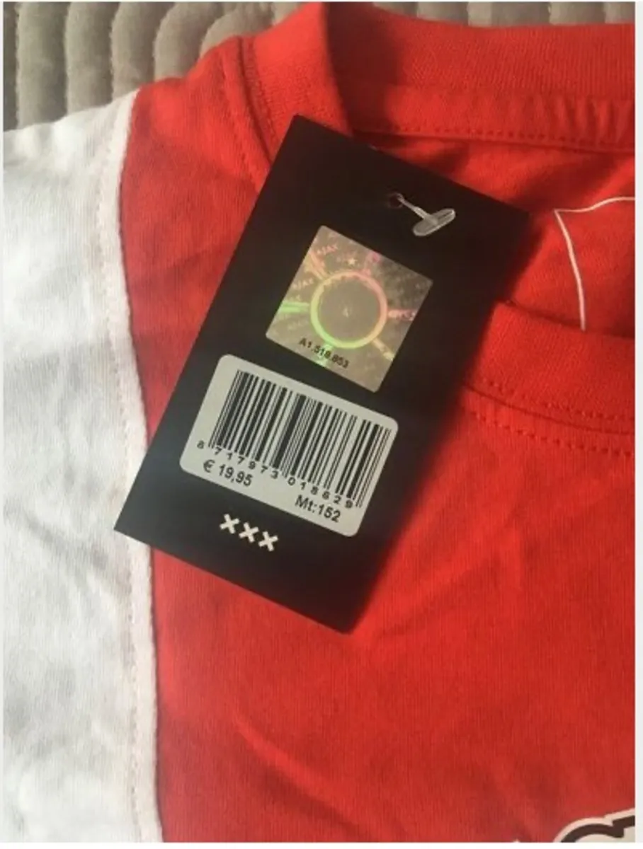 Ajax Football T-shirt Size Age 12/13 - Image 3