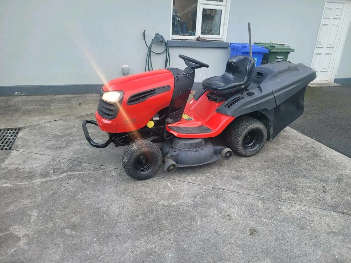 Ride on mower - Image 1