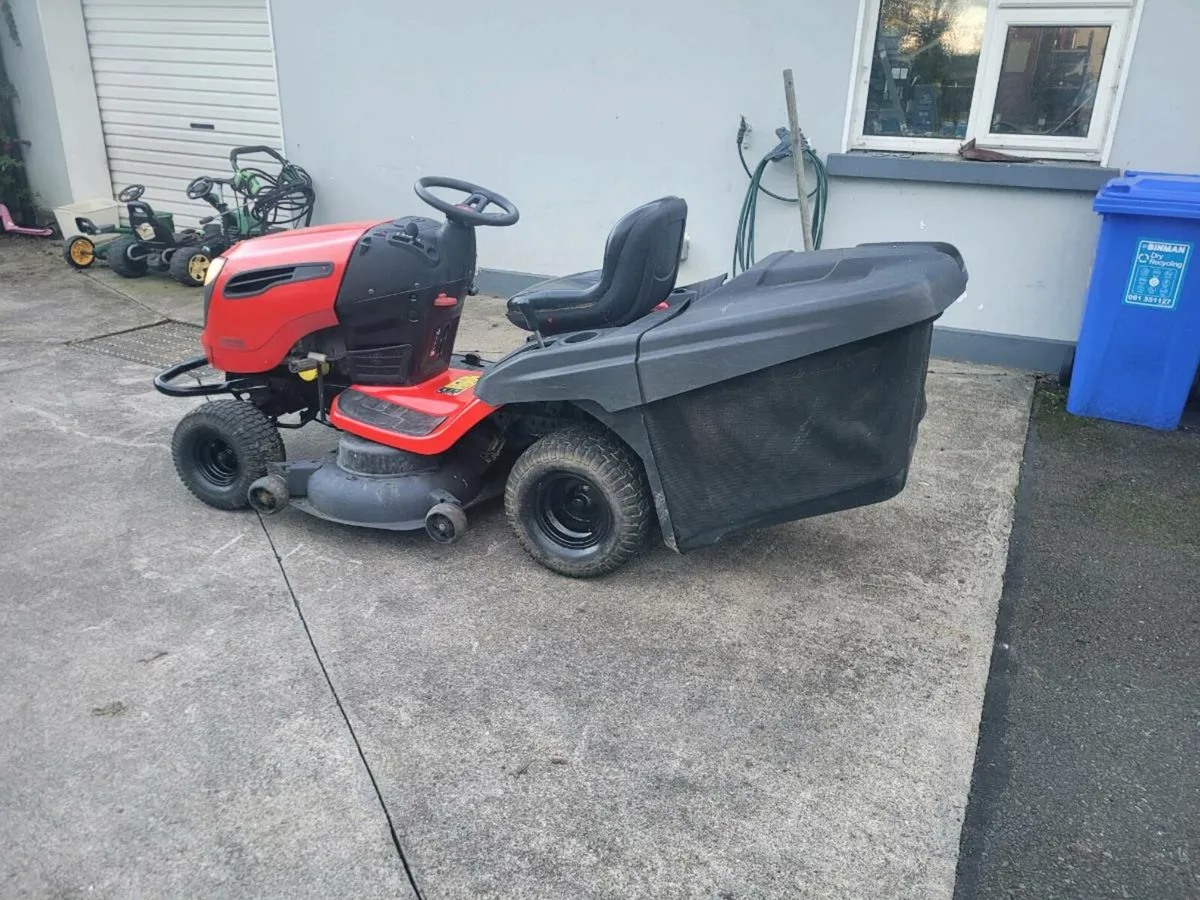 Ride on mower - Image 2