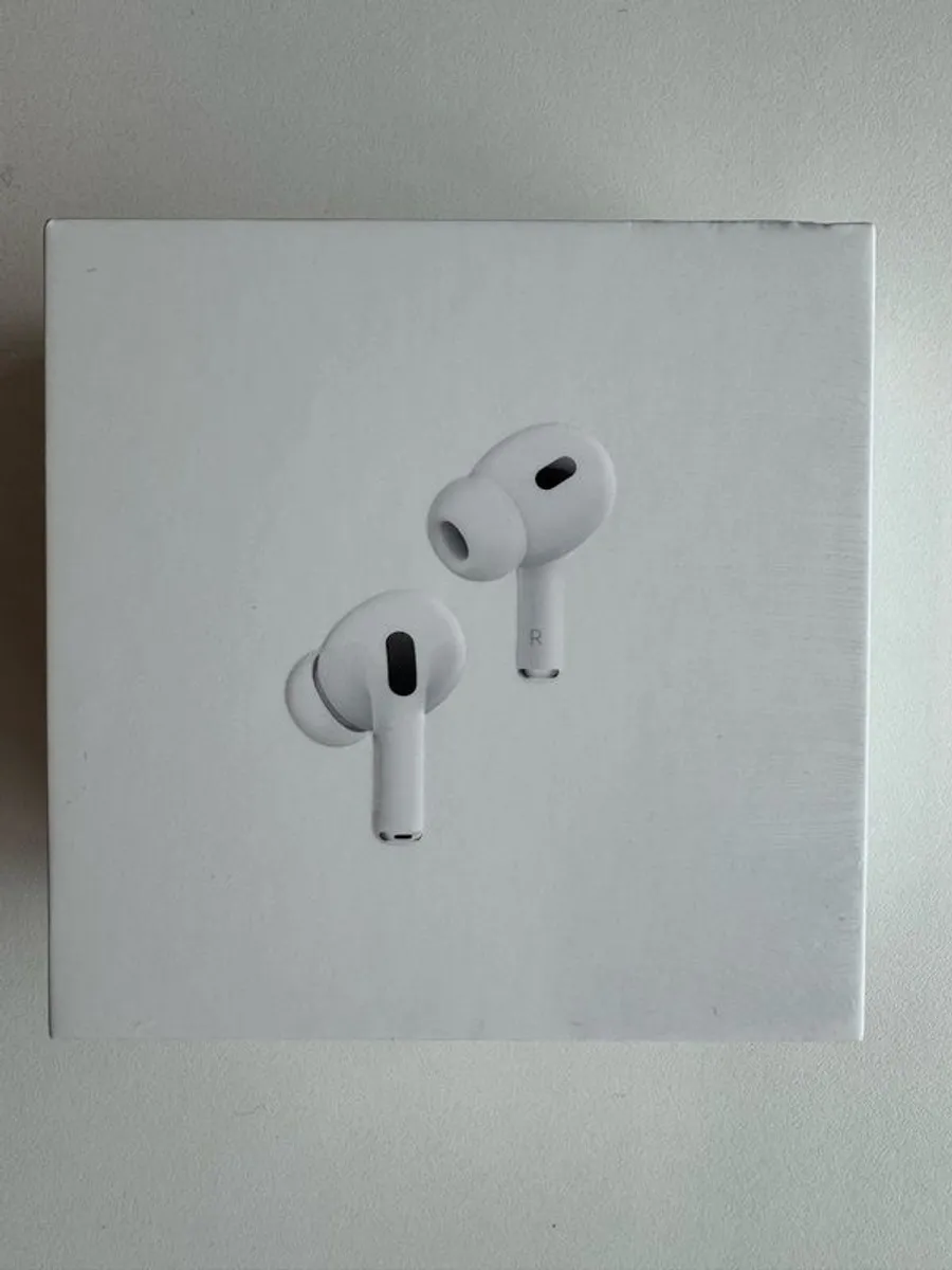 Airpods Pro 2 (Genuine Apple) with case and extra eartips - Image 2