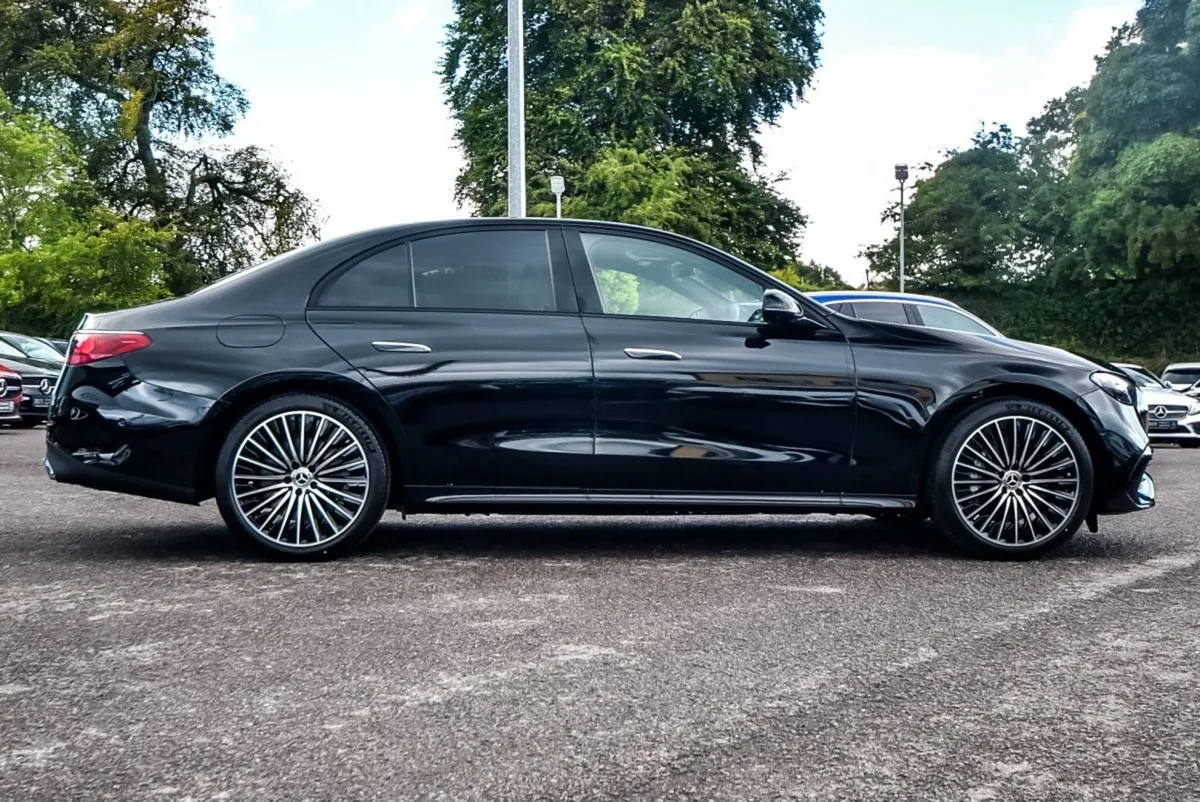 Mercedes-Benz E-Class E300de AMG Plus 328bhp Nigh - Image 3