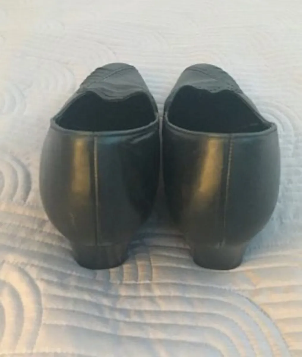 Gabor shoes Size 7 - Image 3