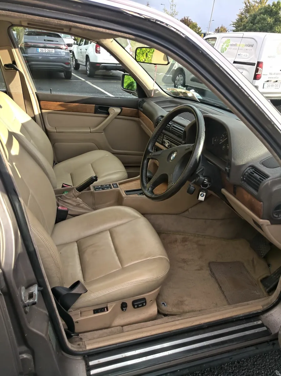 BMW 7-Series 1988 - Image 4