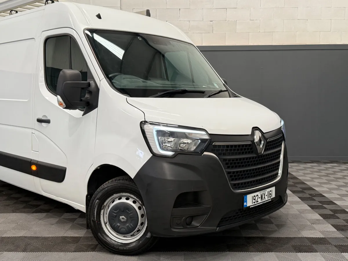 Renault Master 2019 LOW MILEAGE €14950 + VAT - Image 3