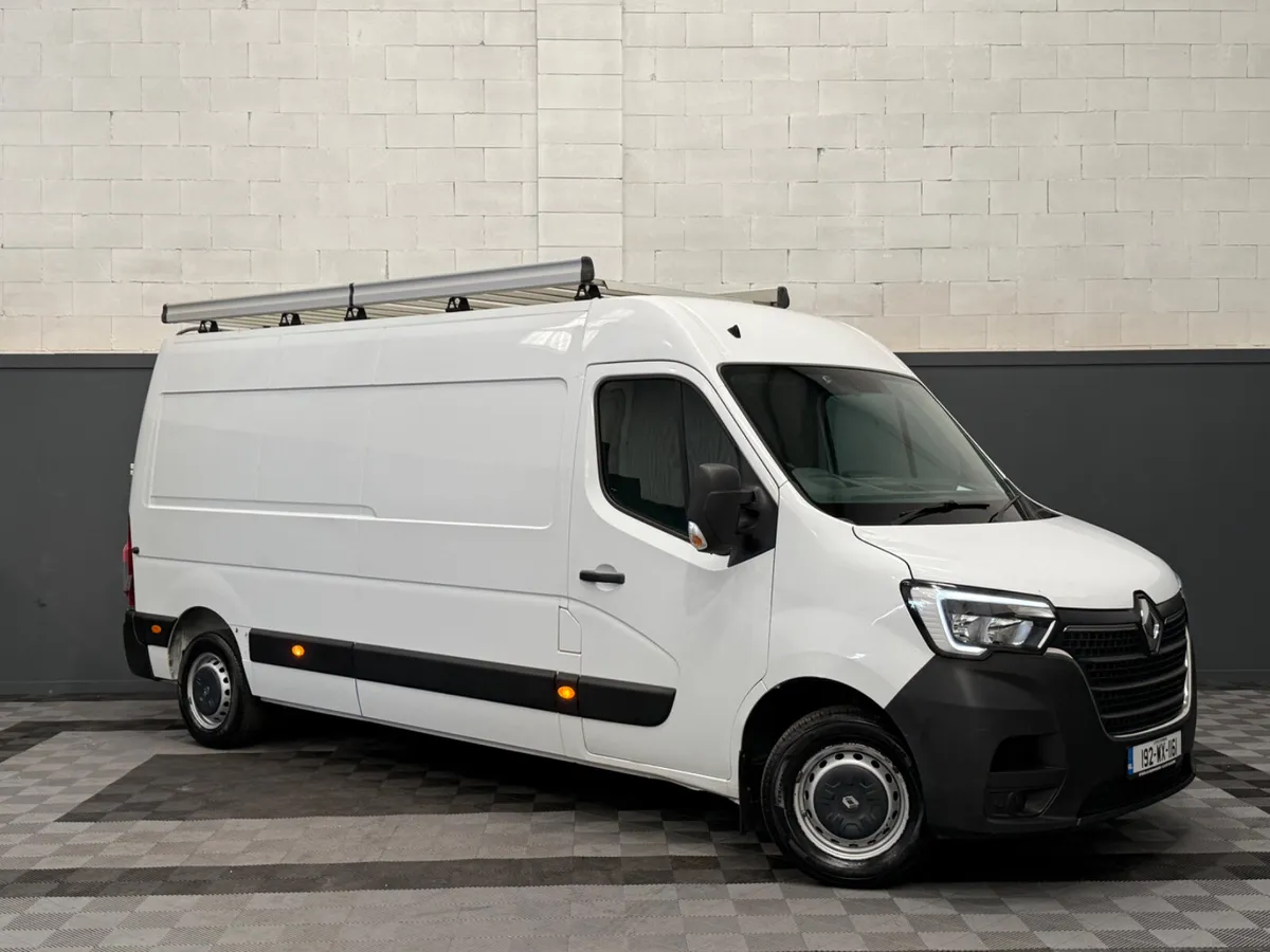 Renault Master 2019 LOW MILEAGE €14950 + VAT - Image 1