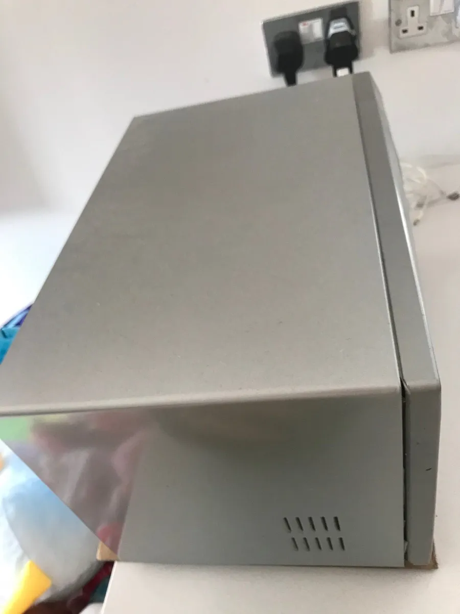 LG Microwave - Image 4