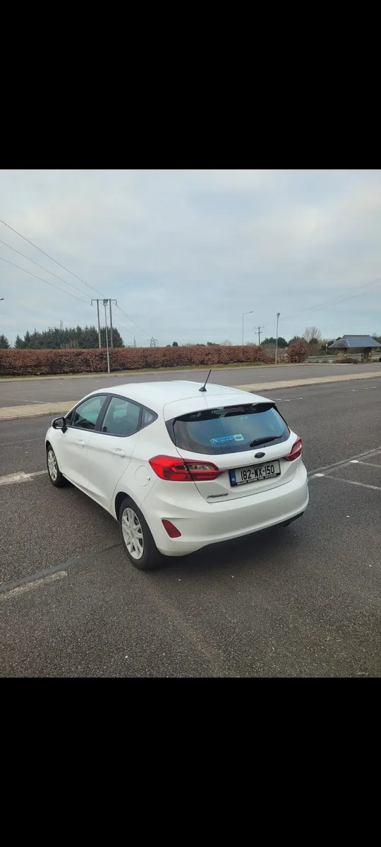 Ford Fiesta Zetec 2018 1.1l - Image 3