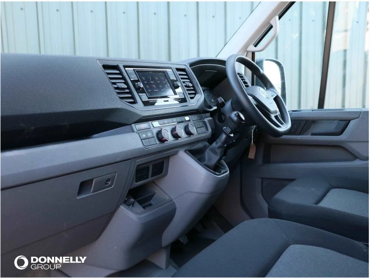 Volkswagen Crafter Cr35 Mwb Diesel Fwd Trendline - Image 2