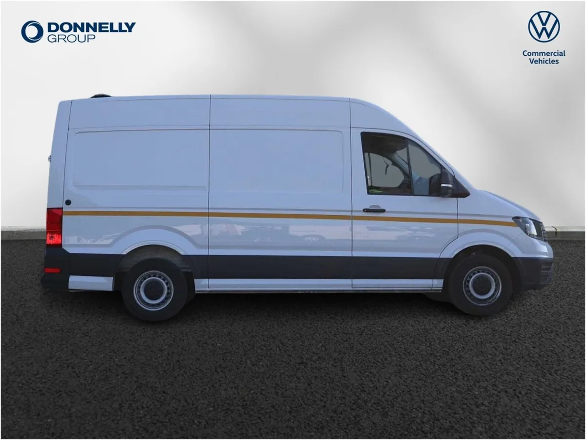 Volkswagen Crafter Cr35 Mwb Diesel Fwd Trendline - Image 4