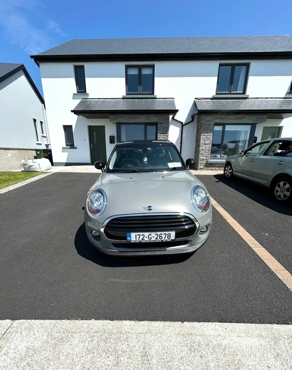 Mini Cooper 2017 - Image 1