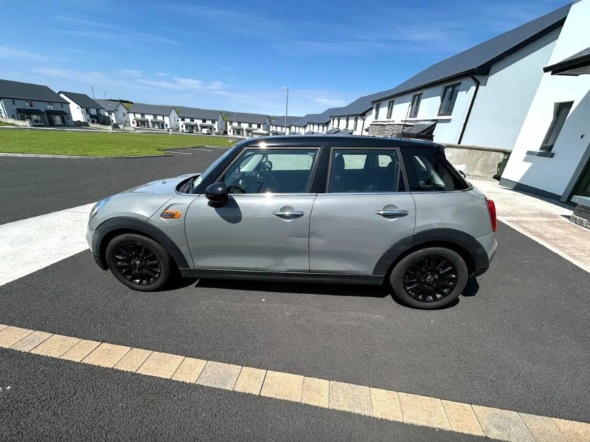 Mini Cooper 2017 - Image 3