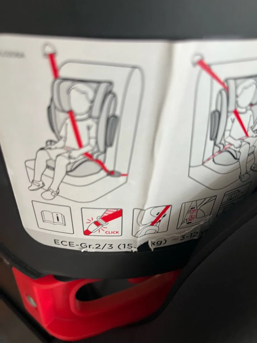 Joie booster seat - Image 4