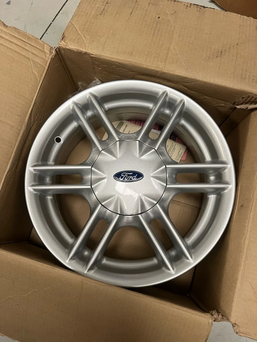 Ford Fiesta alloy - Image 1