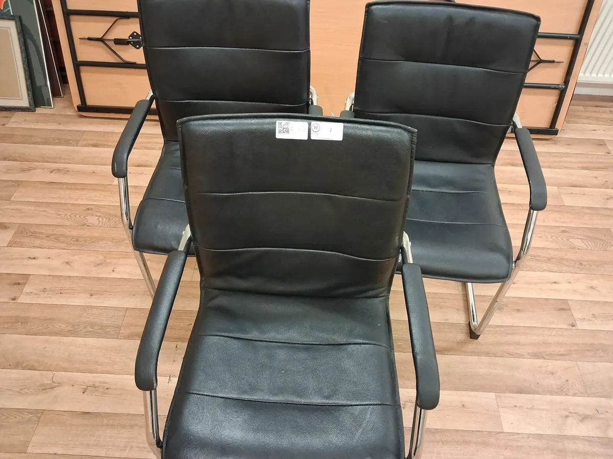 Online Auction Of Chairs & More! - Image 1