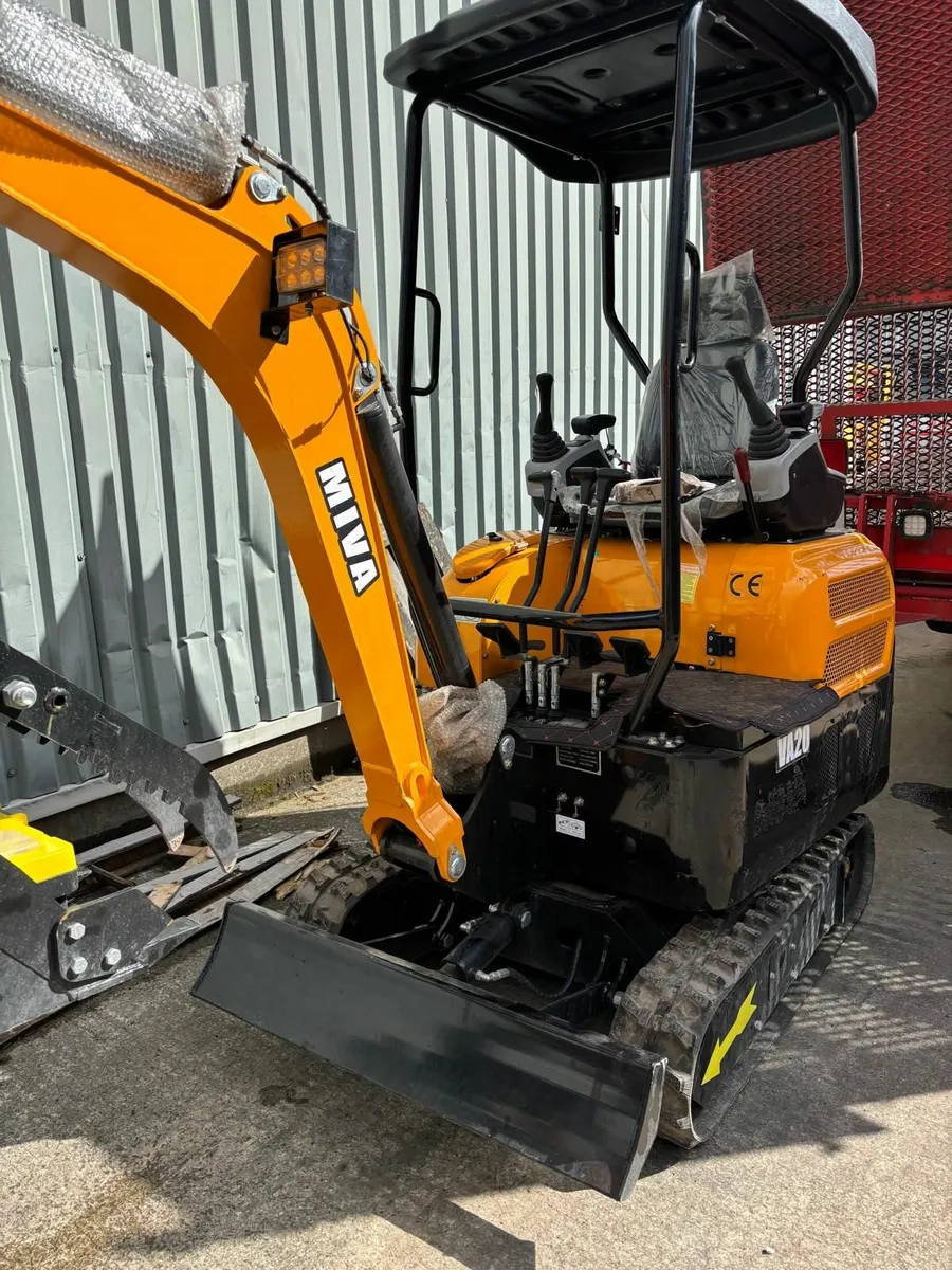 2 X Miva VA20  Diggers for sale - Image 3