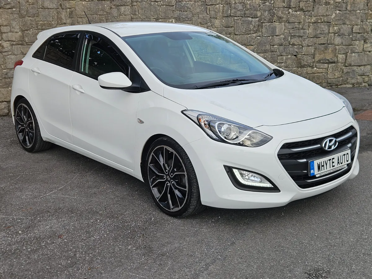 Hyundai i30 2015 - Image 1