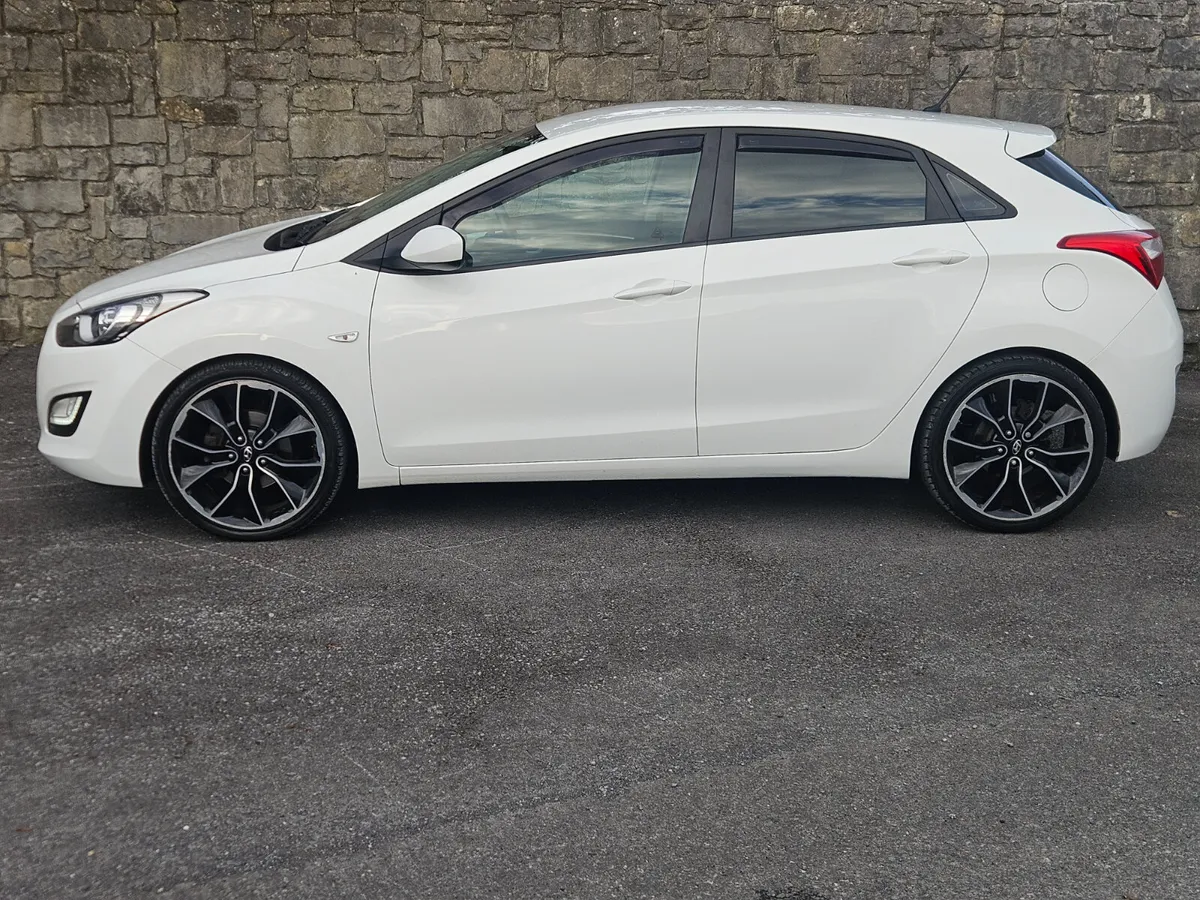 Hyundai i30 2015 - Image 4