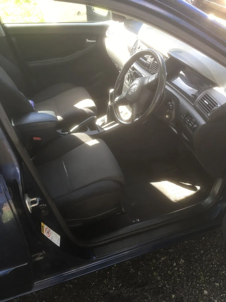 Toyota Corolla Luna - Image 4
