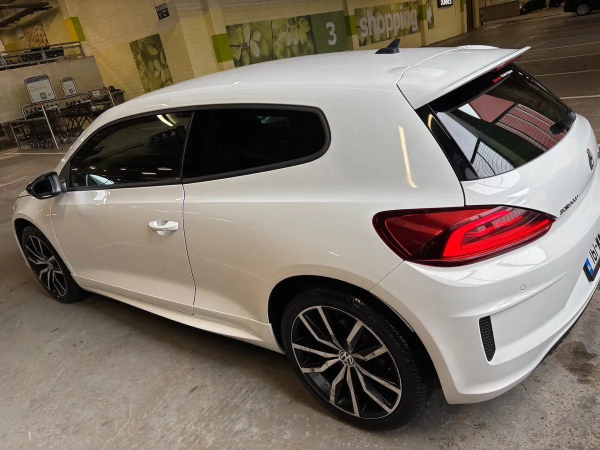 Volkswagen scirocco - Image 4