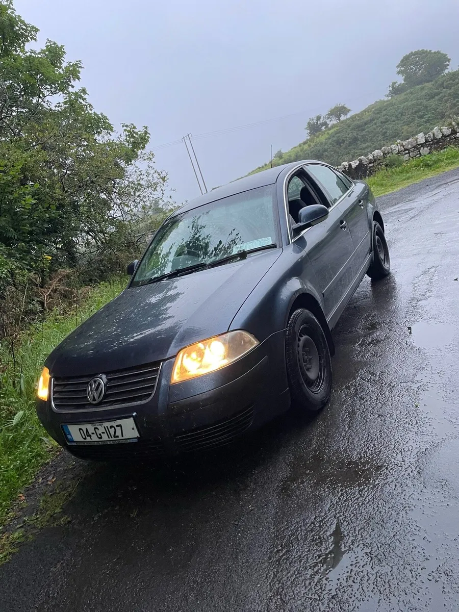 Volkswagen Passat - Image 3