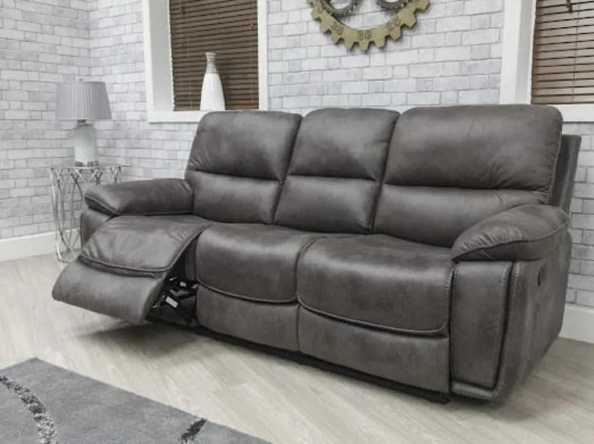 Oxford leather recliners - Image 4