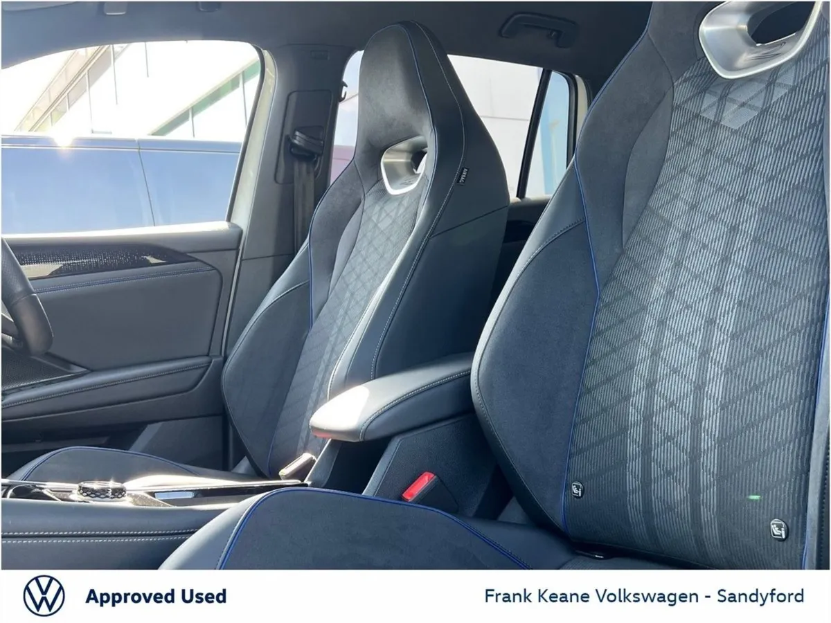 Volkswagen Tiguan  r-line  1.5 Phev DSG Automatic - Image 3