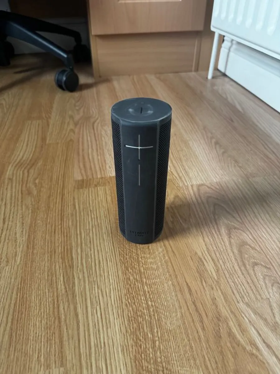 Ultimate Ears Bluetooth Speaker S-00166 - Image 1