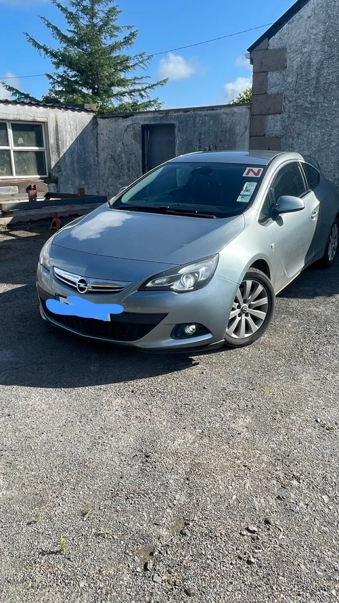 Opel Astra gtc - Image 2