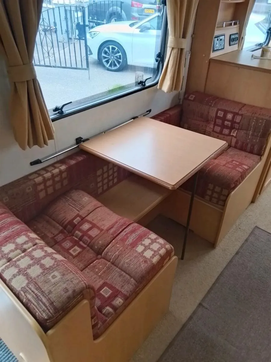 Caravan - Image 4