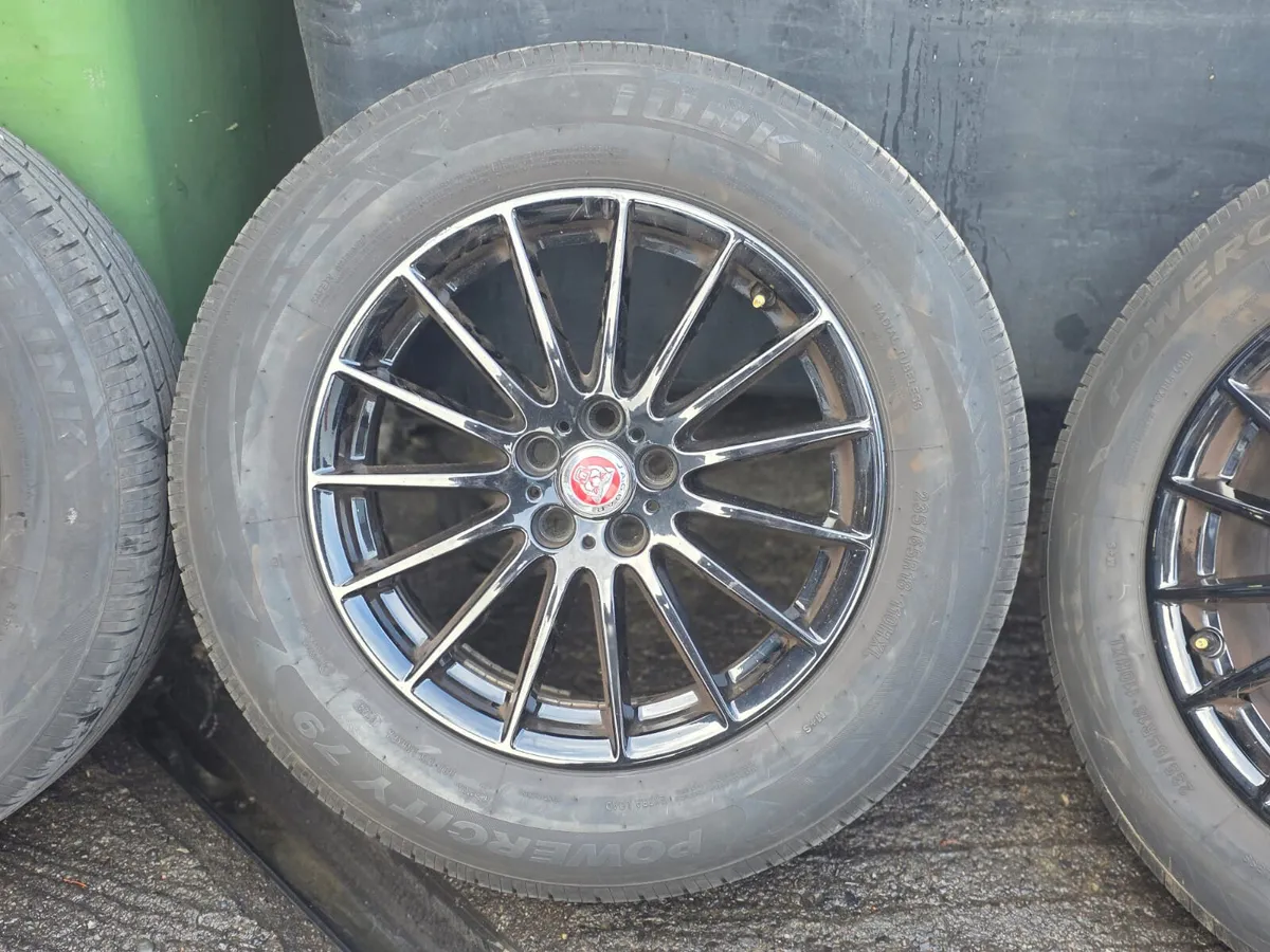 4 Genuine 18" Jaguar Alloys 5x108 - Image 1