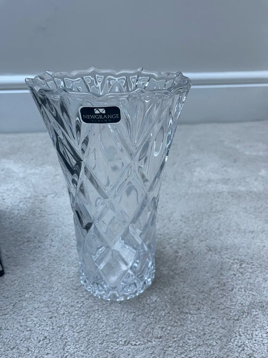 Newgrange Living Glass Vase - Image 2
