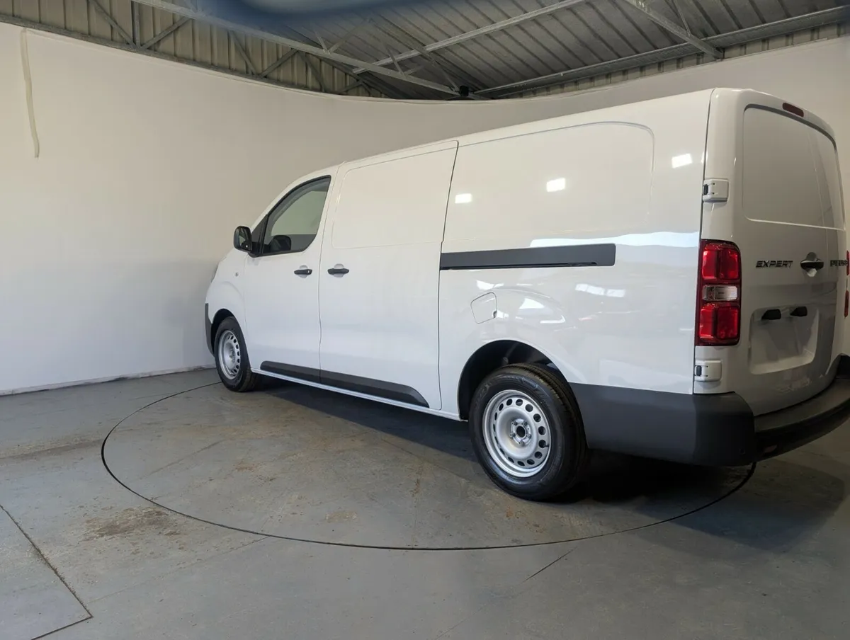 Peugeot Expert L2 Diesel Professional - Image 4