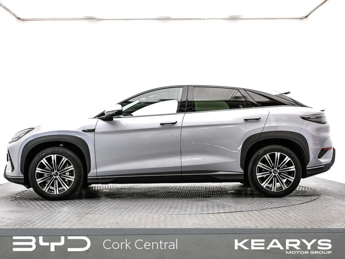 BYD SEALION 7 Design - Image 4
