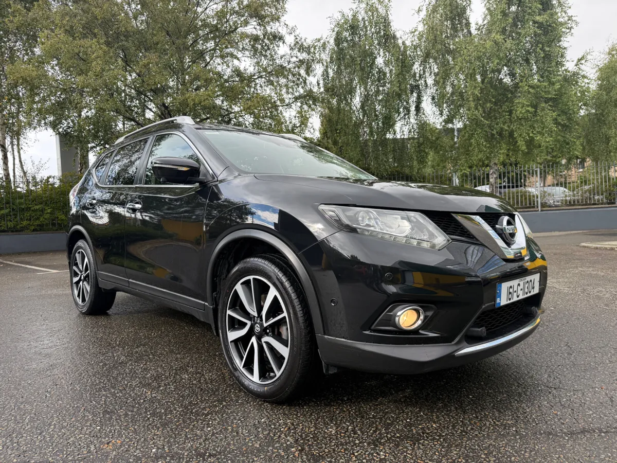Nissan X-Trail 1.6D 7 Seater Pan Roof - Image 1
